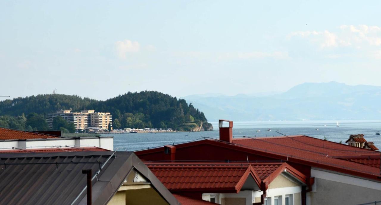 Central Lakeside Apartment Ohrid Exterior photo